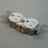 76160.2.15.125W USA Einbausteckdose 2-fach 2-polig 15 A 125 V weiß